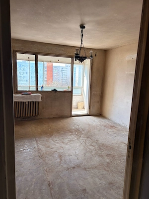 Drumul Taberei.Apartament 2 Camere (Necesita renovare completa)