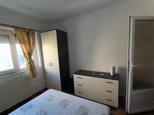 De vânzare mobila de dormitor și living 