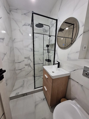 Vand apartament cu 2 Camere  - imagine 5