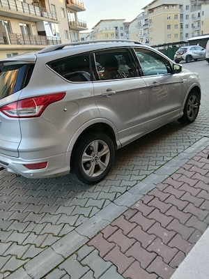 Persoana fizică vând un Ford Kuga an 2016 km 226526 4x4 automat - imagine 3