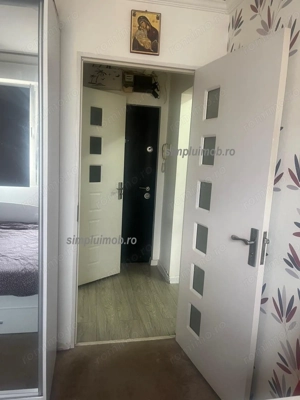 Decomandat renovat Piata Titan Nicolae Grigorescu