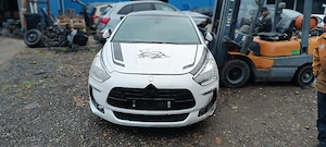 Dezmembrez Citroen DS5 1.6HDI 2013