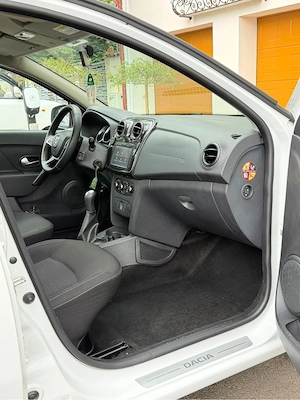 Dacia Logan 2018 1.5dCi cu doar 38.000KM - imagine 6