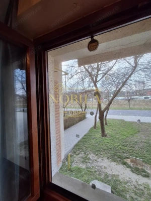 APARTAMENT CU 2 CAMERE DE VANZARE 0NESTI ZONA MAL