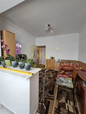 APARTAMENT  DE VANZARE CU 3 CAMERE IN QUARTAL, ONESTI - imagine 8