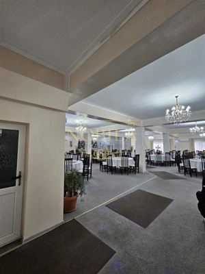 RESTAURANT + CASA P+E  LA PACHET  DE VANZARE ONESTI - imagine 11