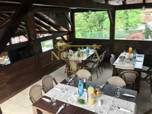 IN EXCLUSIVITATE DE VANZARE  INCHIRIERE COMPLEX HoReCa in Onesti  AFACERE LA CHEIE vizionati turul p - imagine 12