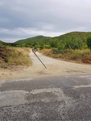 Vand pamant in satul.Balotesti, judetul.Mehedinti - imagine 2