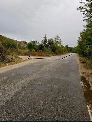 Vand pamant in satul.Balotesti, judetul.Mehedinti