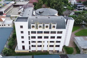 CLADIRE MULTIFUNCTIONALA S+P+4E – 3.000 MP – IDEALA PENTRU CLINICA, SPITAL PRIVAT, AZIL SAU BIROURI  - imagine 2