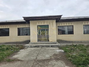 SUPER OFERTA DE PRET !!!! SPATIU COMERCIAL 483 mp utili  IN ONESTI ZONA INDUSTRIALA CU 1000 MP TEREN