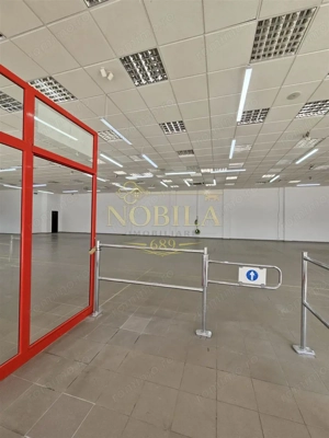 CLADIRE INDIVIDUALA ( SPATIU COMERCIAL) CU TEREN DE VANZARE IN ONESTI - imagine 12