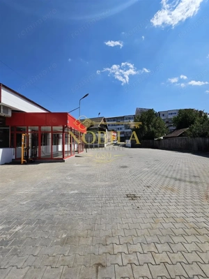 CLADIRE INDIVIDUALA ( SPATIU COMERCIAL) CU TEREN DE VANZARE IN ONESTI - imagine 8