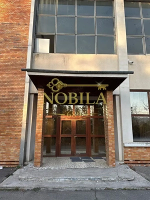 SPATIU COMERCIAL  716 MP CU TEREN 1283 MP DE VANZARE  INCHIRIERE  50 100 200 MP  IN  ONESTI - imagine 5