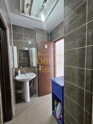 CLADIRE INDIVIDUALA ( SPATIU COMERCIAL) CU TEREN DE VANZARE IN ONESTI - imagine 19