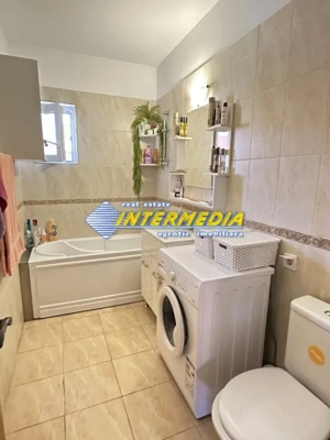 Apartament 2 camere Bloc Nou CENTRU Balcon Mansarda Boxa 12 mp Parcare Mobilat - imagine 2