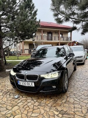 BMW 320i x-drive M Sport, 2019