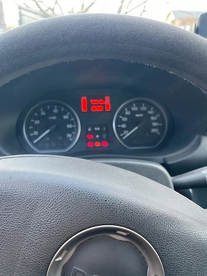 Dacia Sandero - imagine 5