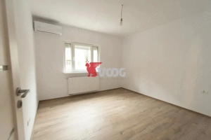 Apartament cu doua camere, decomandat, zona Soarelui 118.000 euro - imagine 3