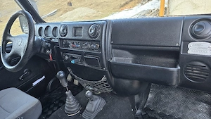 Defender Santana - imagine 5