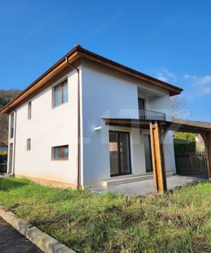 Casa individuala, FINISATA, 125 mp utili, teren 500 mp, Zona Gilau