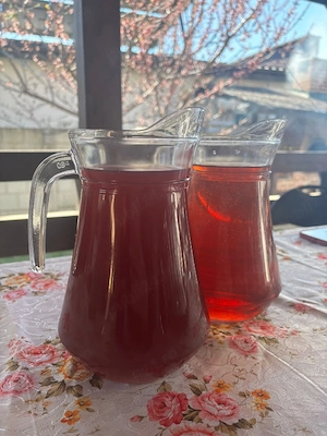 Vând vin natural și țuică  - imagine 1