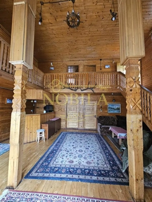 CASA DE VACANTA + TEREN PROPRIETATE IN STATIUNEA MONTANA SLANIC MOLDOVA - imagine 2