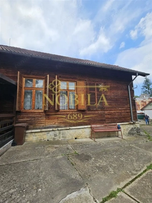CASA DE VACANTA + TEREN PROPRIETATE IN STATIUNEA MONTANA SLANIC MOLDOVA - imagine 15