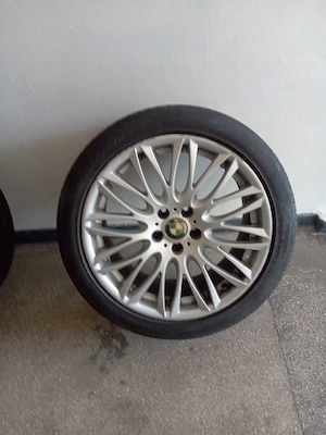 vand genti cu cauciucuri bmw
