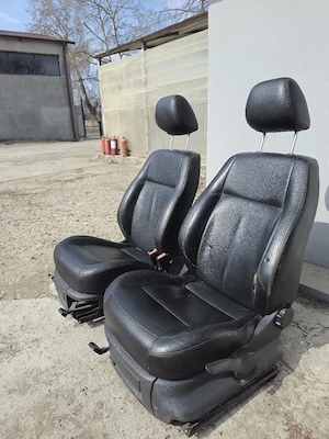 Scsune fața Vw Caddy - imagine 5