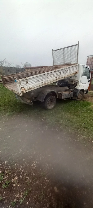 dezmembrez Nissan cabstar 