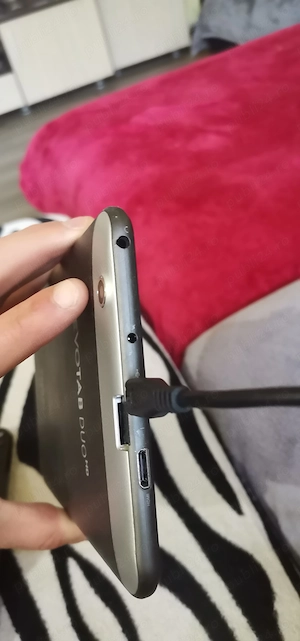 Vând tableta  - imagine 3