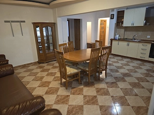 Apartament 3 camere modern si spatios in Gavana 3, stradal. piata