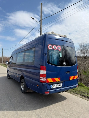 Microbuz Mercedes Sprinter 20 locuri - imagine 2