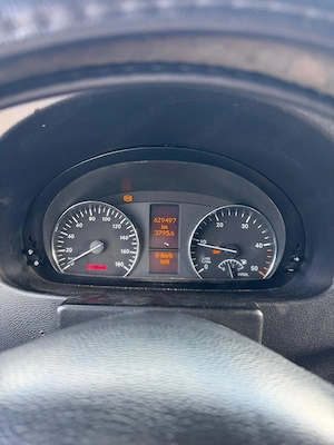 Microbuz Mercedes Sprinter 20 locuri - imagine 7