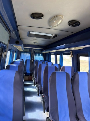 Microbuz Mercedes Sprinter 20 locuri - imagine 5