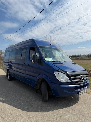 Microbuz Mercedes Sprinter 20 locuri - imagine 3