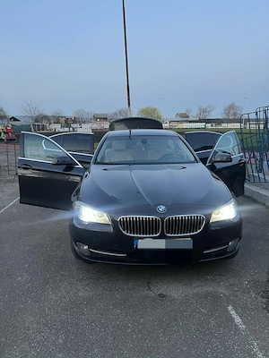 vând BMW 