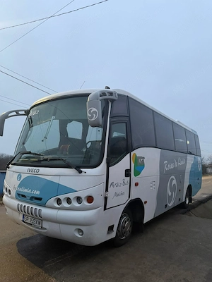Iveco Andecar 33 locuri - imagine 2