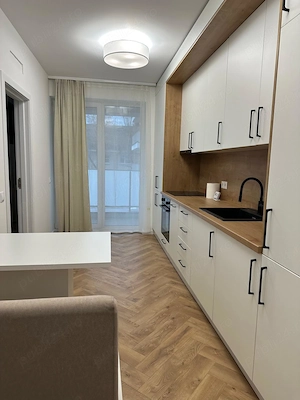 Inchiriez apartament cu 2 camere - imagine 5