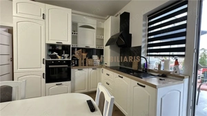 Apartament 3 camere cu curte privata, zona Marul de Aur