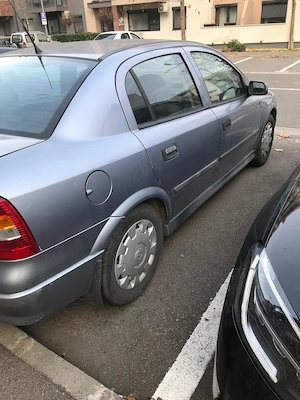 Vand sau Schimb Opel Astra G