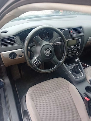 VW -Jetta 2012.Provenienta RO.Economica 1200 benzina TSI.Euro 5! - imagine 3