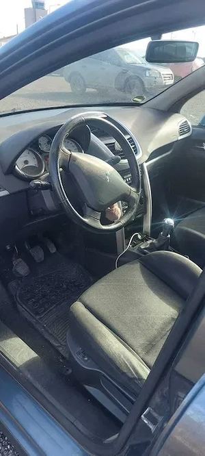 Peugeot 207 1.6 HDi 110CP   Diesel   AC   2006 - imagine 4