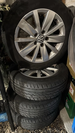 Volkswagen Golf 1.6 TDI DPF BlueMotion Technology Trendline - imagine 5