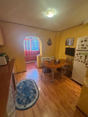 Apartament 4 camere de vânzare – zonă Școala 8