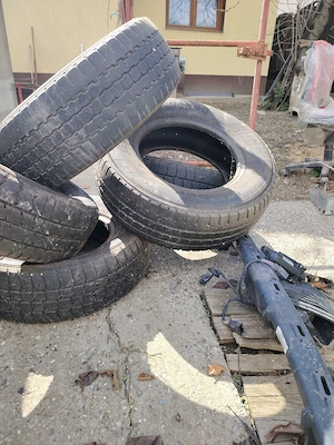 225 70 15 c    50 lei bucata  - imagine 2