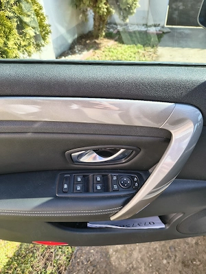 Renault Laguna an 2013 - imagine 4