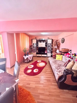 Apartament spațios, 3 camere – Bulevardul CFR, Giurgiu