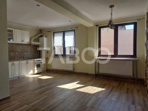 Casa de inchiriat 3 dormitoare 2 bai curte zona Piata Cluj Sibiu